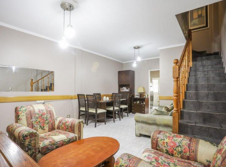 Casa · 90m² · 3 Ambientes · 1 Cochera