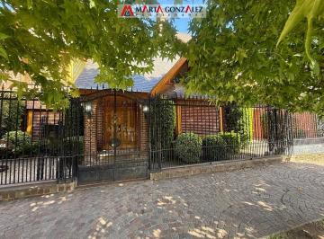 PH · 730m² · 5 Ambientes · 3 Cocheras · Villa Sarmiento Chalet de Gran Categoria Cuatro Dorm.