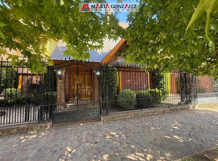PH · 730m² · 5 Ambientes · 3 Cocheras