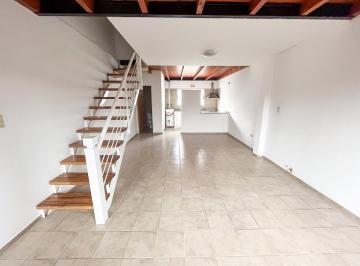 Departamento · 60m² · 3 Ambientes · Alquiler Departamento 2 Dorm. - Villa Gobernador Galvez