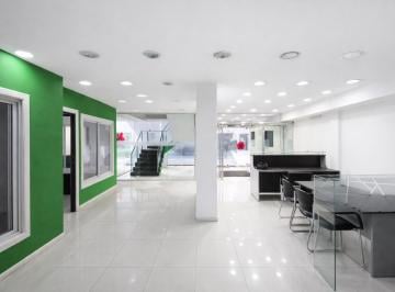 Local comercial · 153m² · 4 Ambientes · Local en Retiro Estrategica Ubicacion