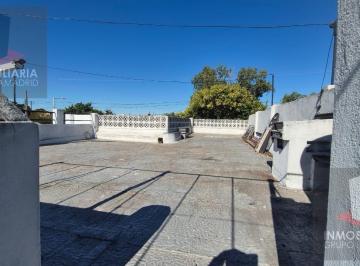PH · 71m² · 5 Ambientes · 1 Cochera · PH Alfente con Patio, Terraza y Cochera