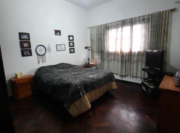Casa de 3 ambientes, Quilmes · Casa 2 Ambientes con Parque de 320 m²