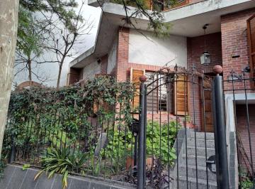 Casa de 6 ambientes, Tres de Febrero · Venta Casa 6 Ambientes en Ciudad Jardin El Palomar