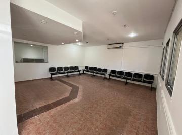 Oficina comercial · 296m² · 16 Ambientes · Casona con 12 Privados! Ideal Empresas o Clinicas!