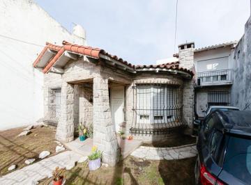 Local comercial · 165m² · 2 Cocheras · Excelente Local Av Principal Z/ Comercial Quilmes