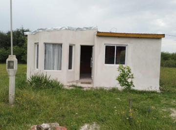 Casa · 80m² · 4 Ambientes · Muy Linda Propiedad en Rosario del Tala