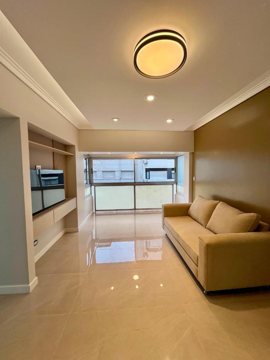 Venta de departamento 2 ambientes, a la calle, reciclado