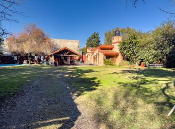 Quinta vacacional · 84m² · 2 Dormitorios · Casa Quinta - Lote de 928 m² con Pileta