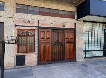 PH · 80m² · 2 Ambientes · 1 Cochera · Casa PH de 2 Ambientes - Ituzaingó