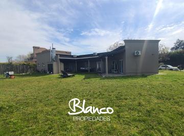 Casa · 170m² · 4 Ambientes · 3 Cocheras · Casa en Venta en Estancias del Rio, Pilar, G. B. a. Zona Norte
