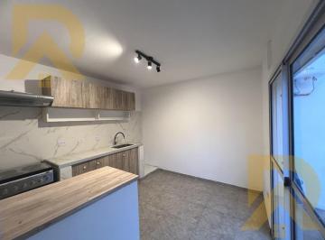 Departamento · 90m² · 3 Ambientes · 1 Cochera · Departamento Duplex en Alquiler en Don Torcuato 3 Ambientes con Patio