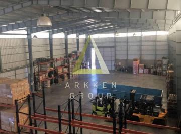 Bodega-Galpón · 1218m² · Galpon en Alquiler en General Pacheco Tigre