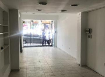 Local comercial · 35m² · 2 Ambientes · Lencke Alquila - Muy Buen Local en Chacabuco Entre 9 de Julio y Belgrano, Centro de San Isidro
