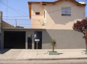 Casa · 150m² · 6 Ambientes · 1 Cochera · Venta Casa Multifamiliar San Justo Oportunidad Real