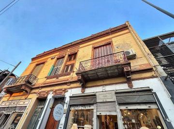 Fachada sobre Belgrano 717 · Casona en Alquiler Comercial en Güemes: 150 m², 5 Ambientes y Terraza