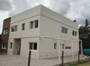 Casa · 345m² · 1 Cochera · Casa en Alq. Temporario en San Sebastian - Area 1, San Sebastian, Escobar