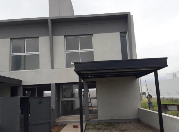 Casa · 120m² · 5 Ambientes