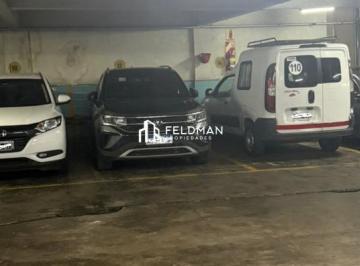 Garage · 11m² · Cochera Fija y Cubierta en El Barrio de Once