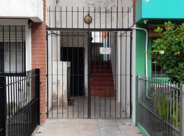 PH · 40m² · 4 Ambientes · 1 Cochera · PH 2 Dorm. en Venta en La Plata