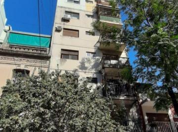Departamento de 3 ambientes, Caballito · Venta Semipiso 3 Amb con Balcón Al Frente, en Caballito - Super Luminoso – Apto Credito