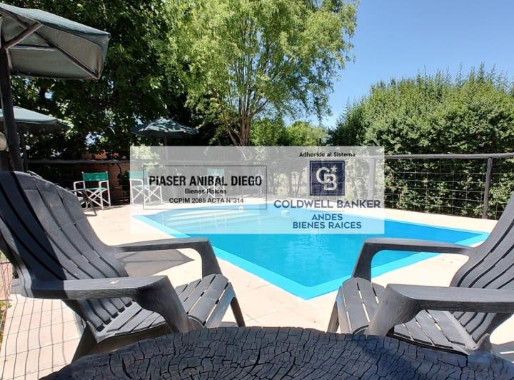 Casa · 2689m² · 12 Ambientes · 5 Cocheras