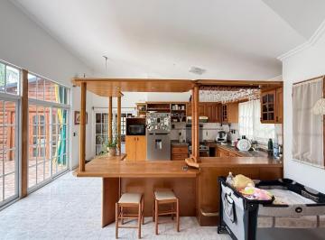 Casa · 302m² · 17 Ambientes · 2 Cocheras · Casa en Galvez, Santa Fe