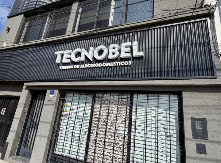 Local comercial · 210m² · 4 Ambientes
