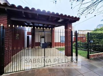 Casa · 194m² · 4 Ambientes · 1 Cochera · Venta Casa Ituzaingó Sur