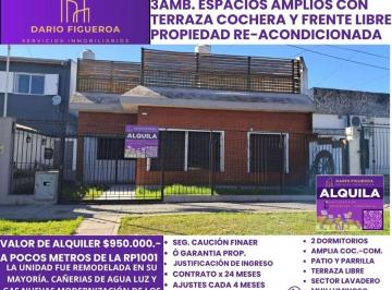 Casa de 3 ambientes, Morón · Casa de 3 Amb en Alquiler con Cochera, Patio y Terraza Morón