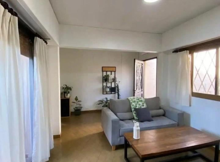 Casa · 60m² · 3 Ambientes · 3 Cocheras