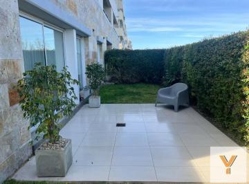 PH · 98m² · 3 Ambientes · 1 Cochera · PH en Venta - 2 Dorm. 2 Baños - Cochera - 161 m² - Quilmes