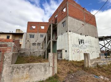 Departamento · 390m² · 6 Ambientes · Complejo de 6 Unidades Funcionales
