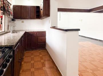 PH · 70m² · 4 Ambientes · Casa Tipo PH - 4 Ambientes - Parque San Martin