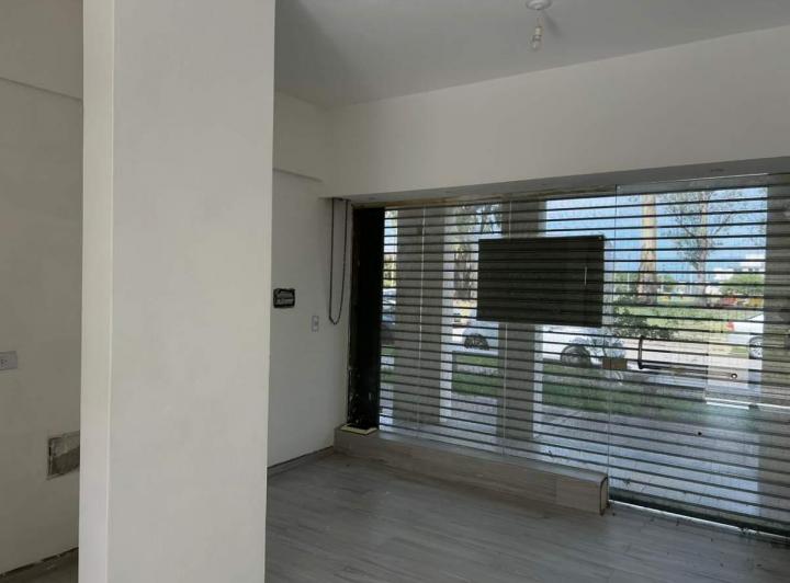 Local comercial · 21m²