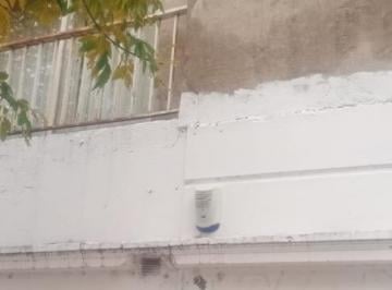 PH · 319m² · 6 Ambientes · Venta Casa de Tres Pisos Terraza y Parrilla Zona Hospitales