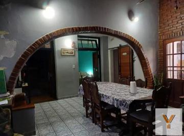 PH · 80m² · 4 Ambientes · PH en Venta - 3 Dorm. 1 Baño - 100 m² - Villa Ballester