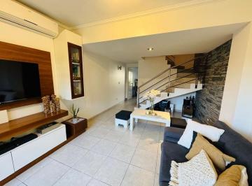 Casa · 100m² · 4 Ambientes · 1 Cochera · Venta Duplex Cuatro Ambientes en Haedo