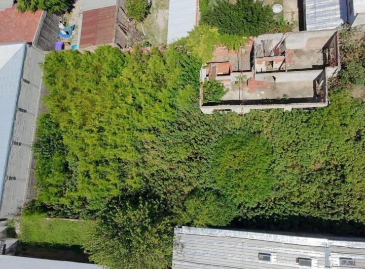 Terreno · 762m²