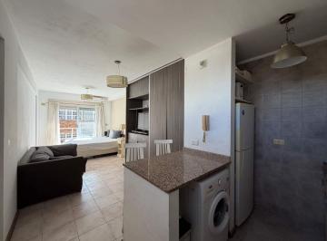 Departamento · 28m² · 1 Ambiente · Venta Monoambiente, Monte Castro, Balcón