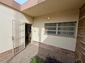 Casa · 200m² · 5 Ambientes · 1 Cochera · Venta Casa 3 Dorm. Cochera Patio B Empalme