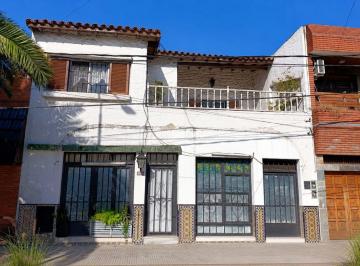 Casa · 175m² · 4 Ambientes · 1 Cochera · Venta Casa 4 Amb, Quincho, piscina Ciudadela Sur