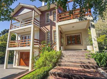 Casa · 403m² · 7 Ambientes · 3 Cocheras · Venta Casa 5 Ambientes Parque y Piscina Sierras