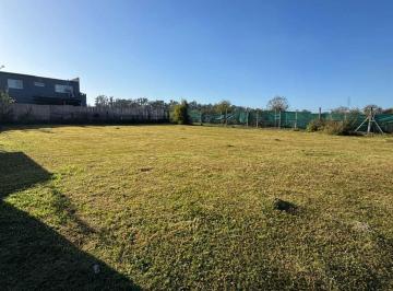 Terreno · 398m² · Lote en Venta en Barrio La Agustina - Pilar