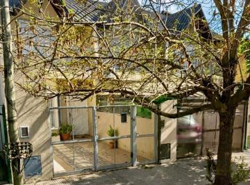 Casa · 86m² · 3 Ambientes · 1 Cochera · Venta Duplex 3 Ambientes Ciudad Evita