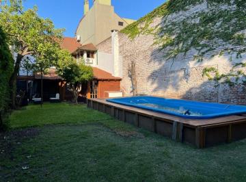 Casa · 260m² · 5 Ambientes · 4 Cocheras · Venta Casa 5 Ambientes en Lanus Apta Credito