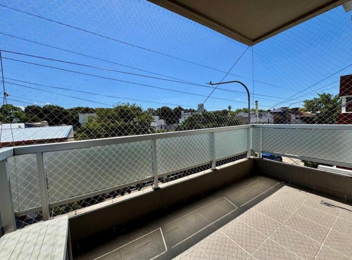 Venta 3 Ambientes 2 Baños Cochera Villa Real