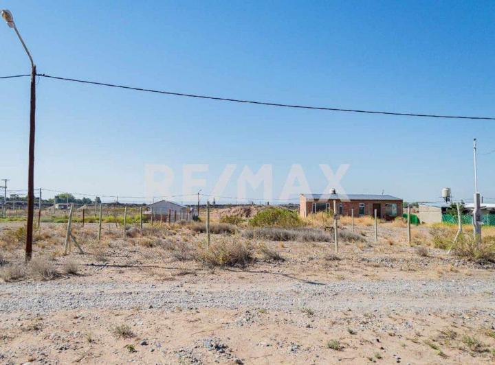 Terreno · 600m²