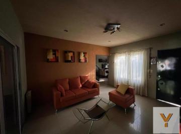 Casa · 180m² · 5 Ambientes · 2 Cocheras · Casa en Venta - 3 Dorm. 2 Baños - Cocheras - 180 m² - Monte Grande