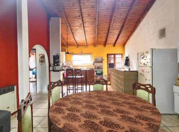 Casa · 232m² · 3 Ambientes · Venta en Bloque Casa Mas Local. Muñiz. San Miguel